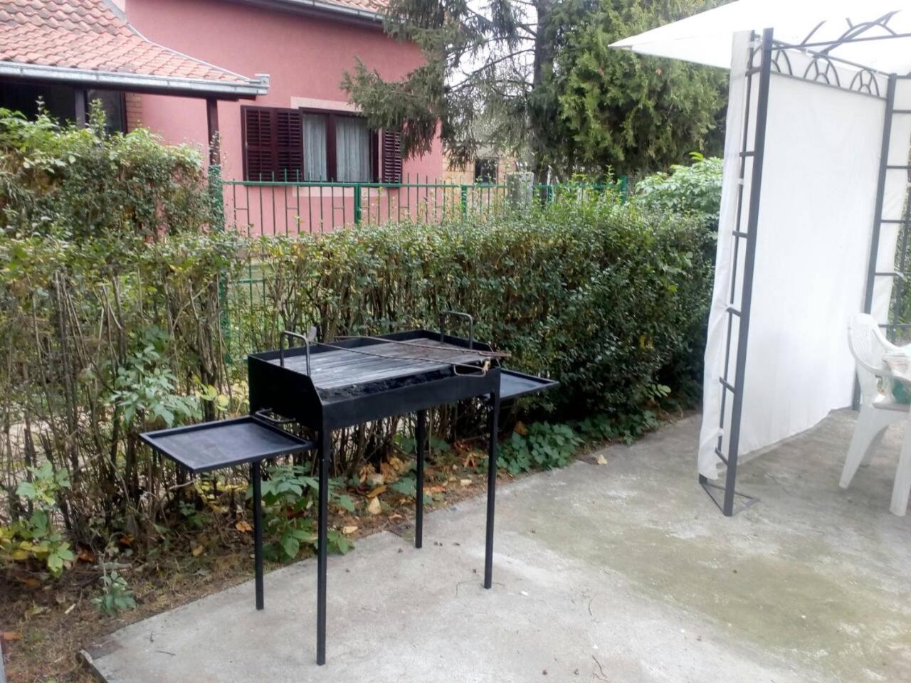 Apartment Ljupka Pančevo Exterior foto